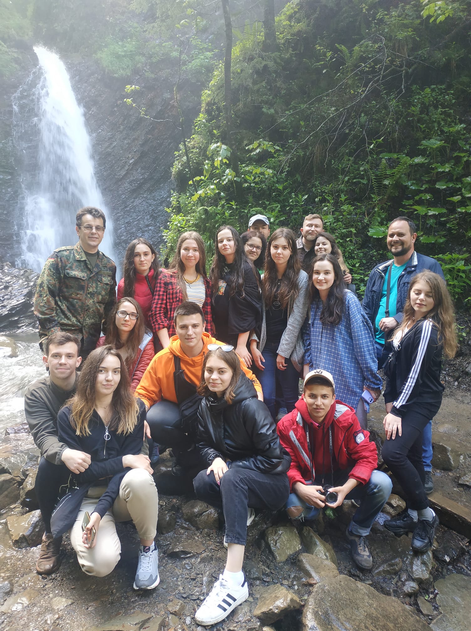 Водоспад ''Гук'' - один із найкрасивіших в Карпатах